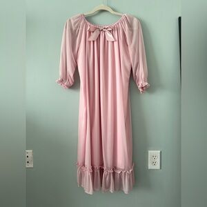 Pink Vintage Style Victorian Princess Nightgown Wih A Bow Ruffled Cuffed Hem